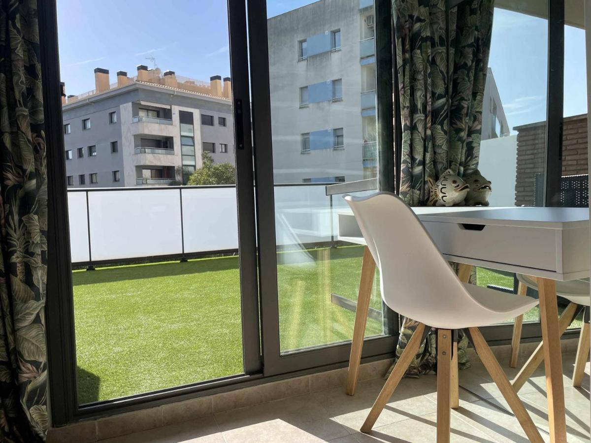 Solarium Con Terraza A 5 Minutos De La Playa Apartment Херона Екстериор снимка